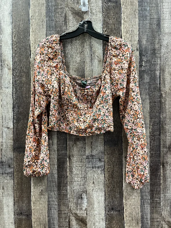 Comfy Apparel Top Long Sleeve By Wild Fable In Floral Print, Size: M