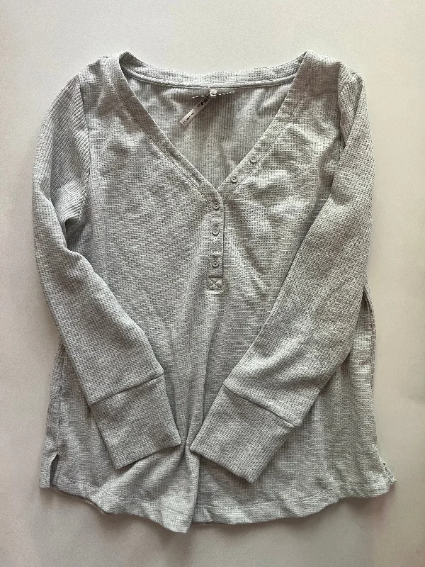 Statement Shoes White Top Long Sleeve Soma, Size L