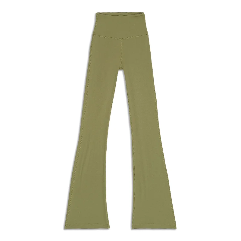 Dressing Tips Groove Super-High-Rise Flared Pant - Resale