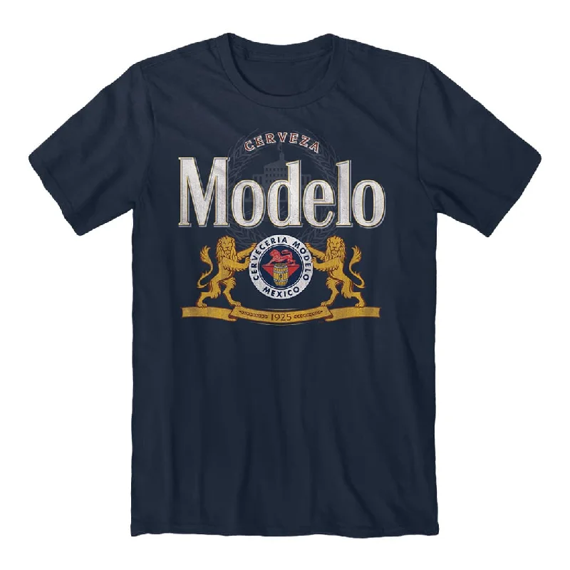Wool Pants Modelo - Lion Logo T-Shirt