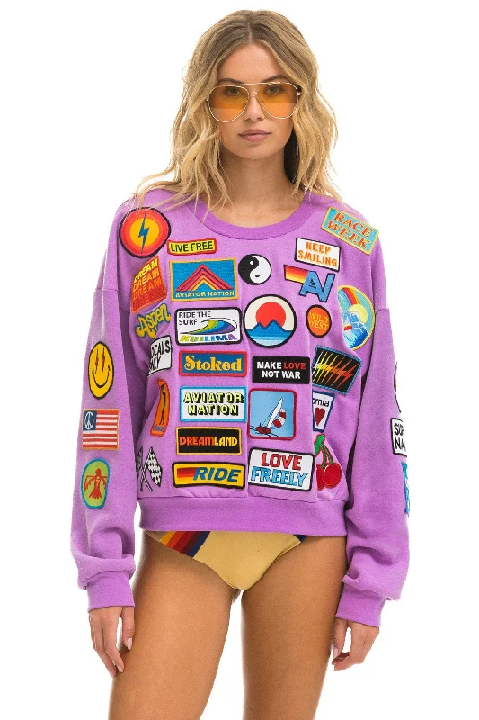 Outdoor Wear VINTAGE PATCH RELAXED CREW SWEATSHIRT - NEON PURPLE