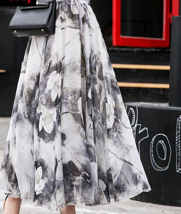 Flower Gray 1