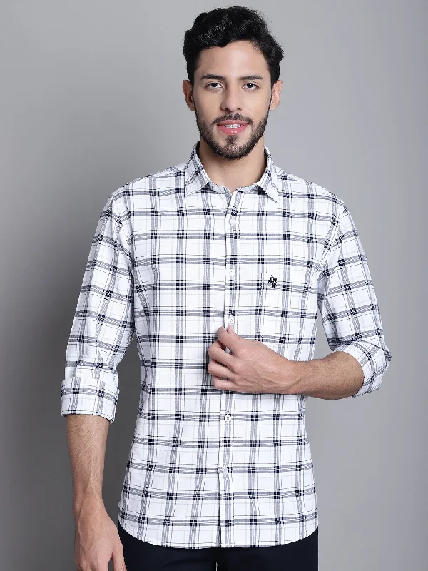 Laid-Back Style Men's White Casual Medium Checks Full Sleeve Shirt
