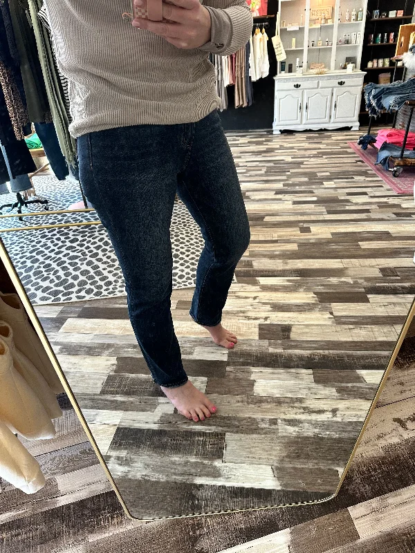 Exquisite Design Lovervet High Rise Slim Straight Leg Denim