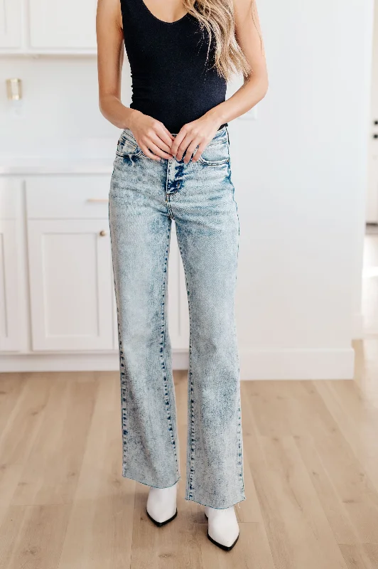 Comfortable Fashion Dory High Waist Mineral Wash Raw Hem Wide Leg Jeans