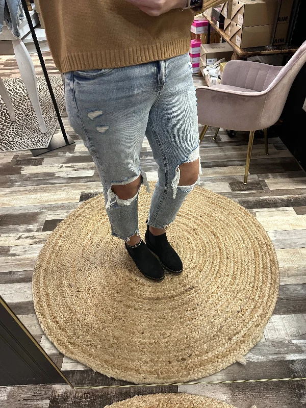 Personal Design Lovervet by Vervet High Rise Straight Leg denim w/holes