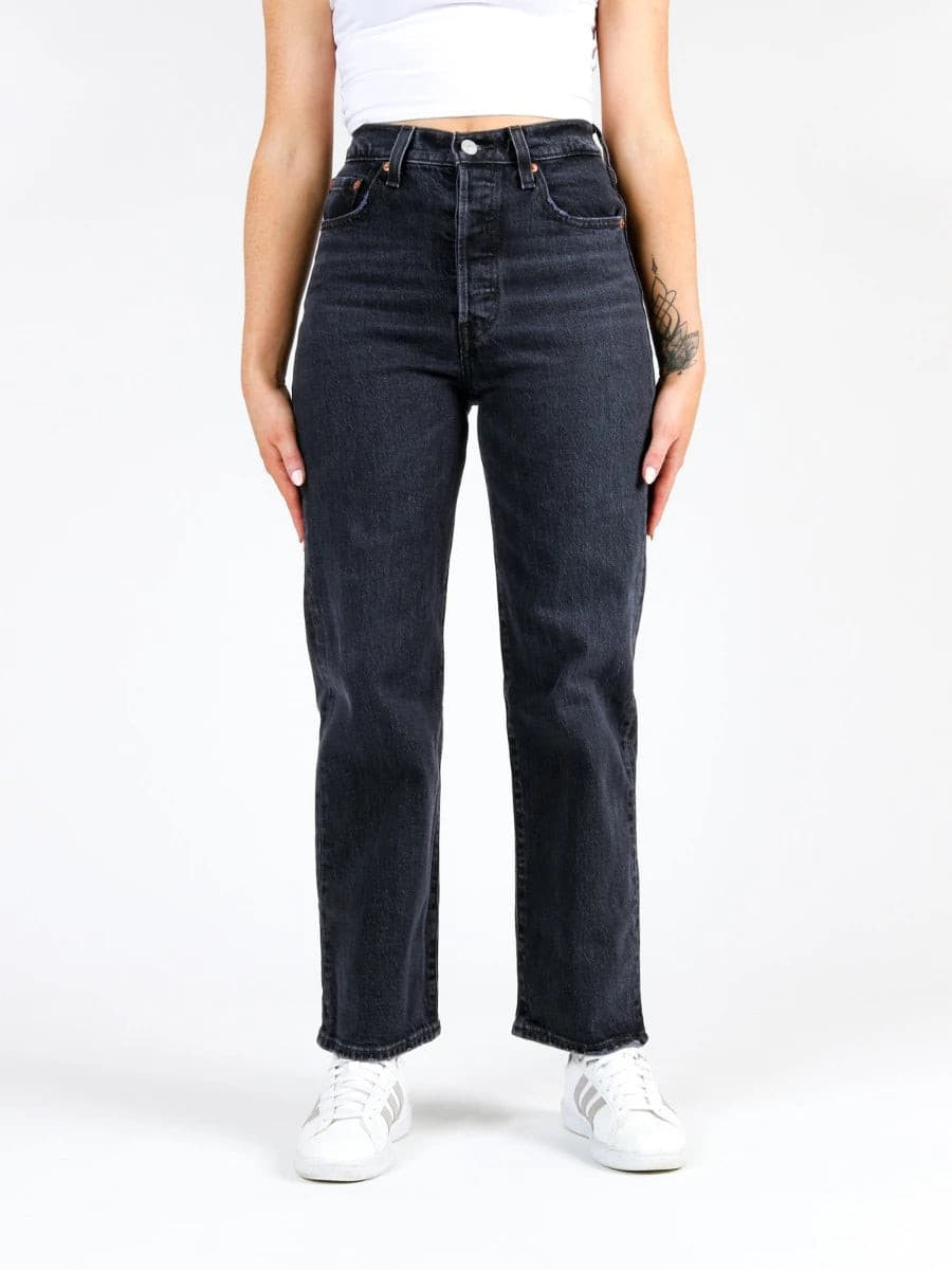 Noble And Elegant Levis - Ribcage Straight Ankle